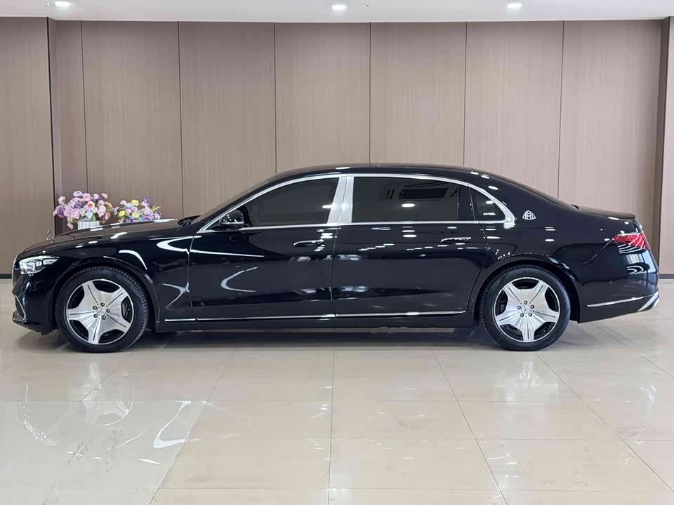 Mercedes-Benz Maybach S-class