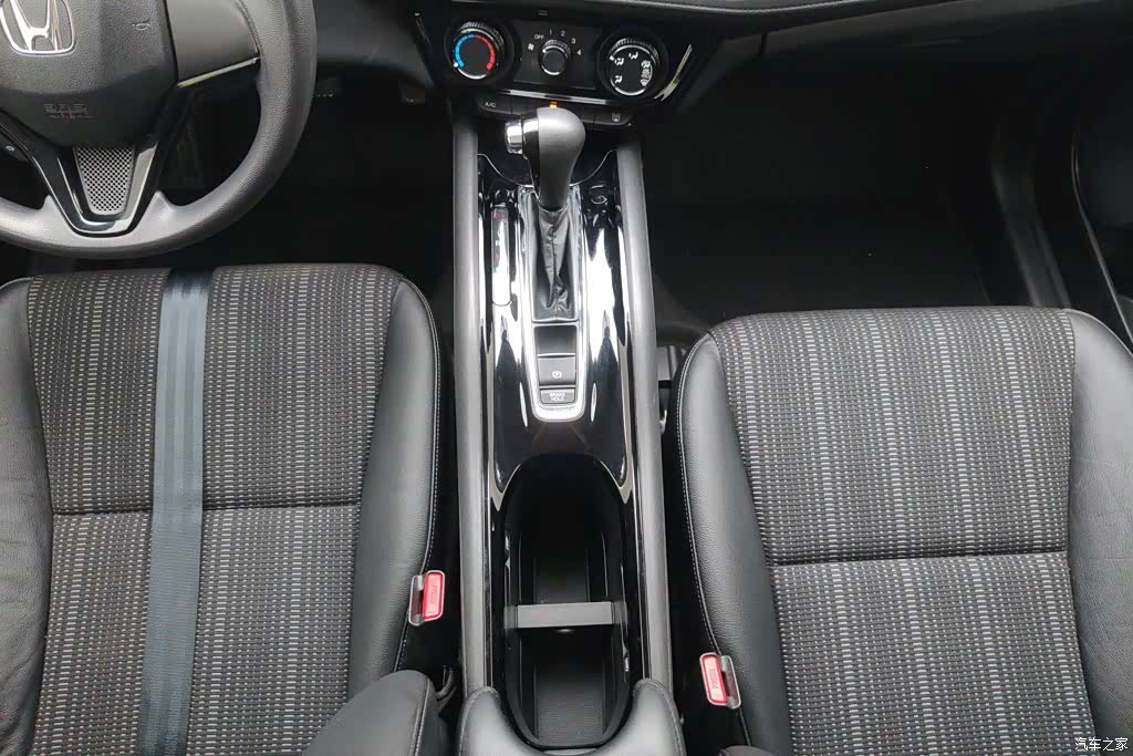 Honda Vezel, 2015 16