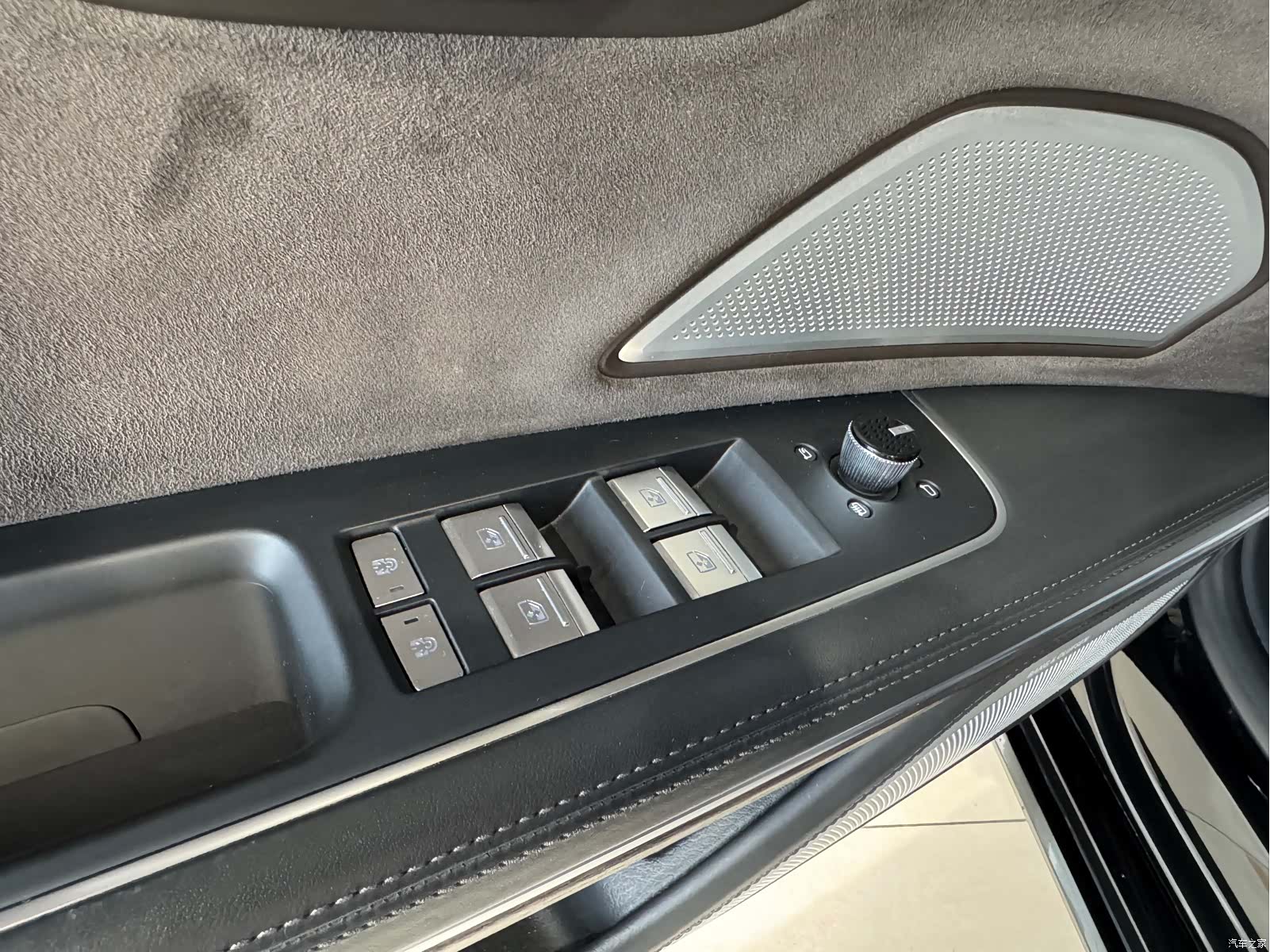 Audi A8L, 2021 15