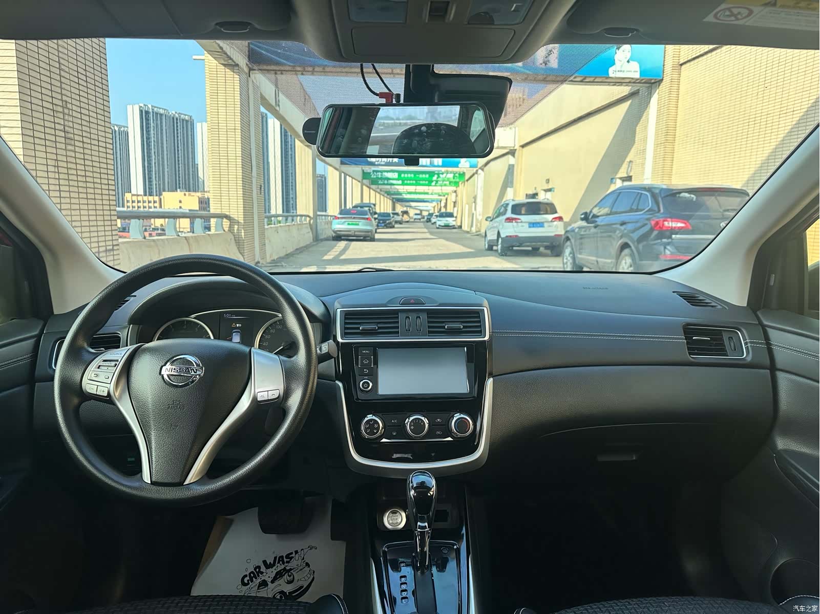Nissan Tiida, 2017 12