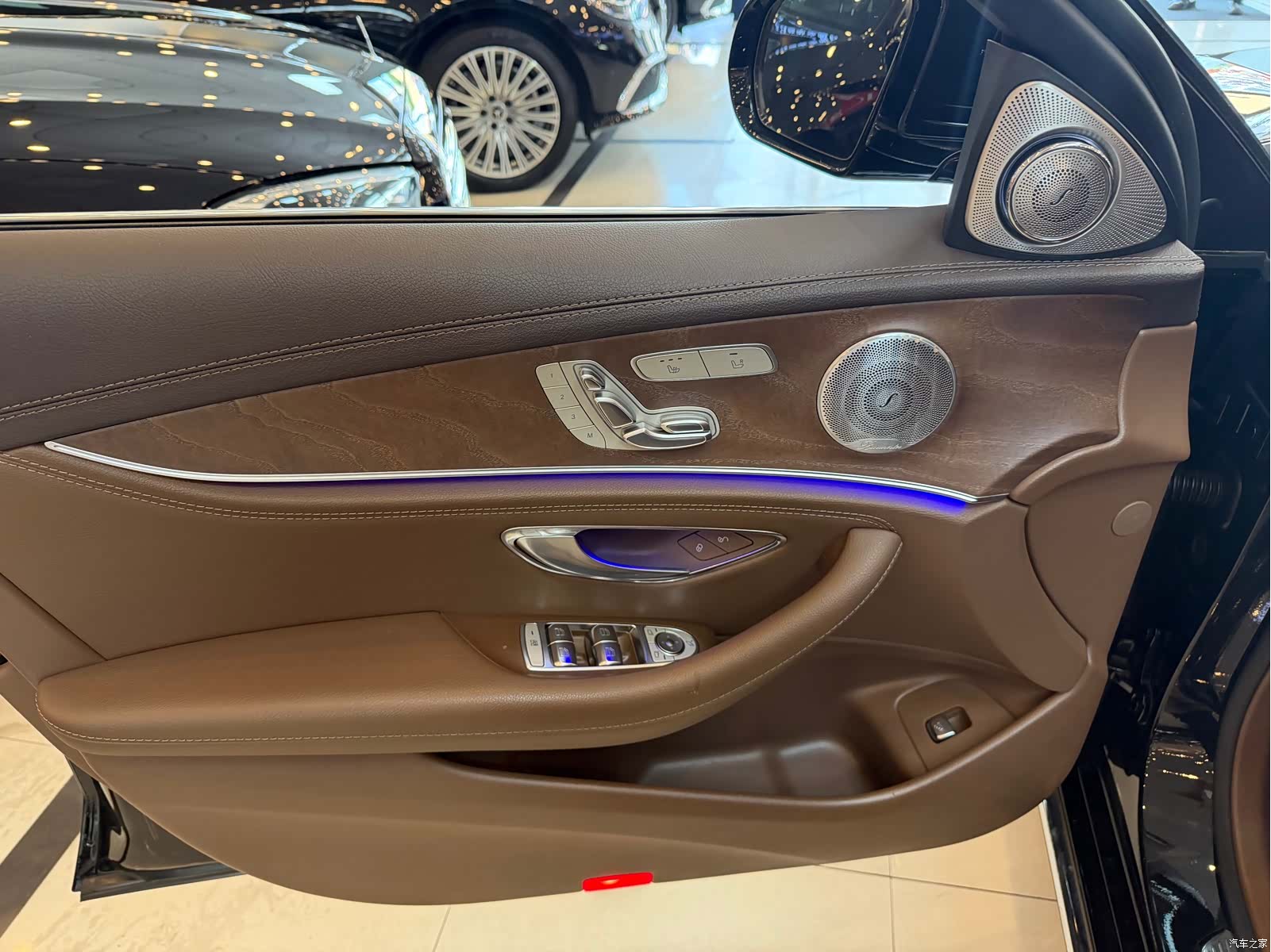 Mercedes-Benz E-Class, 2021 21