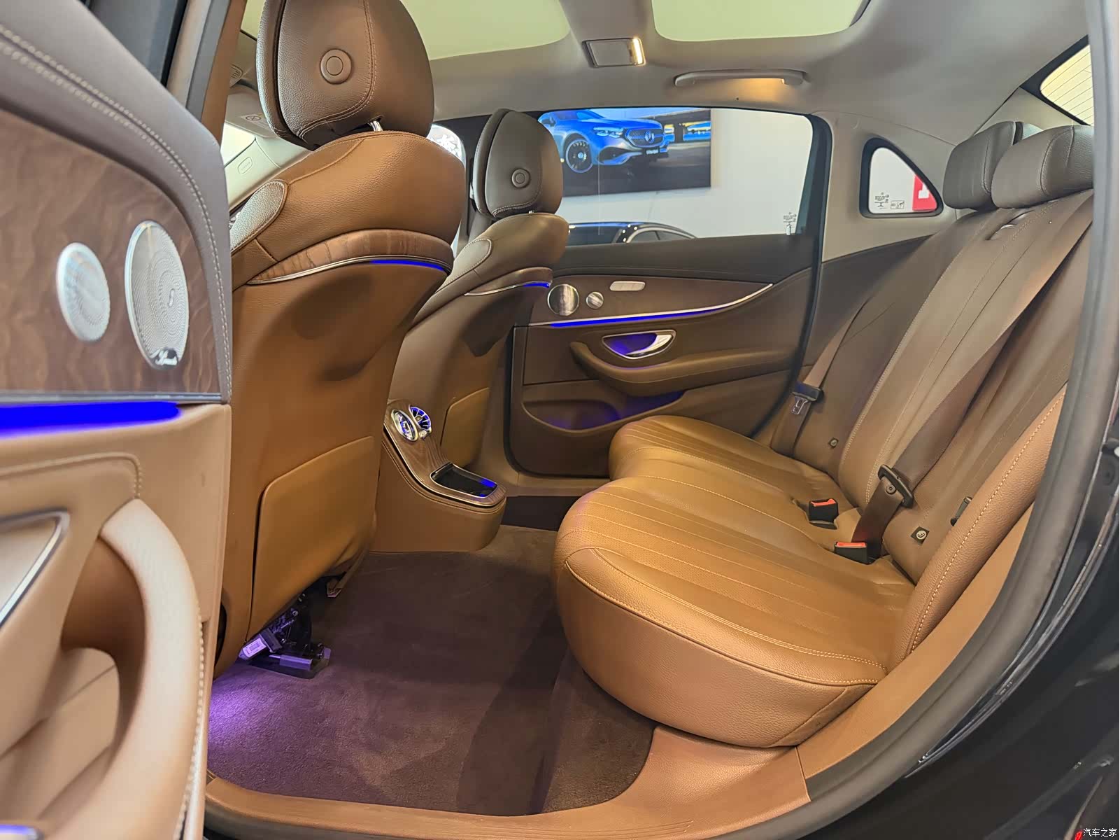 Mercedes-Benz E-Class, 2021 11