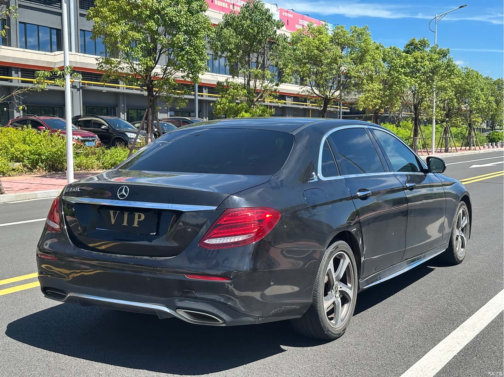 Mercedes-Benz E-Class, 2018 9