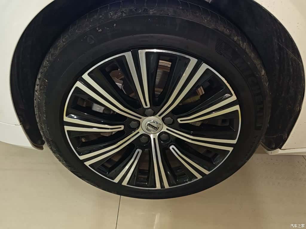 Volvo S90, 2022 25