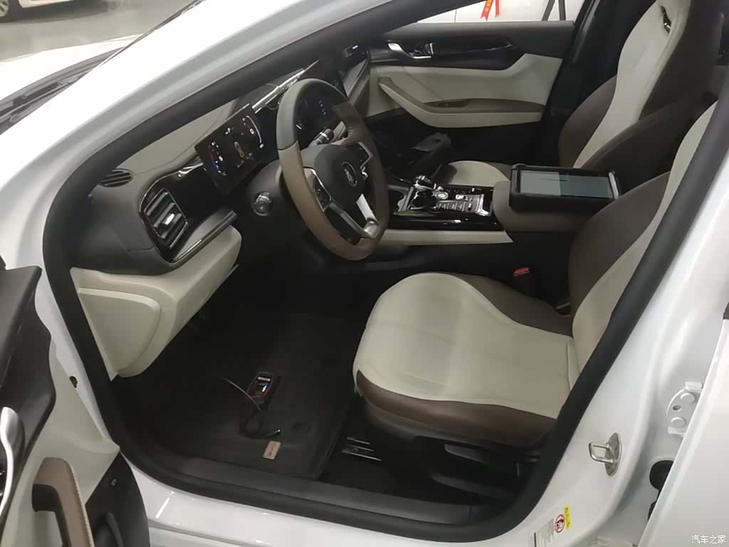 BYD Qin, 2025 15