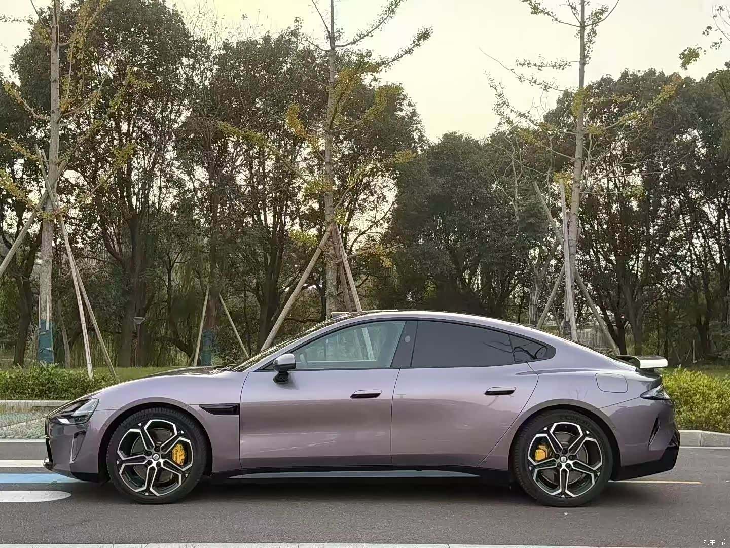 Xiaomi SU7, 2025 7
