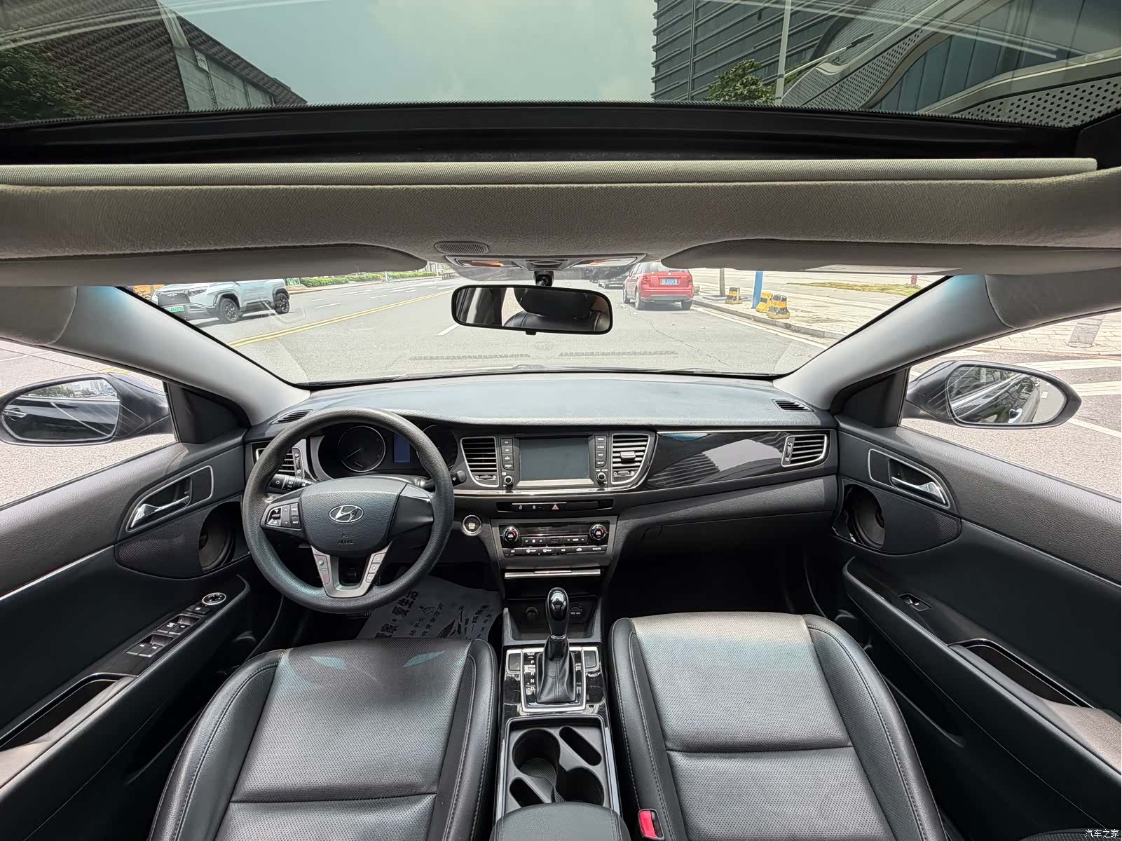 Hyundai GLS, 2016 11