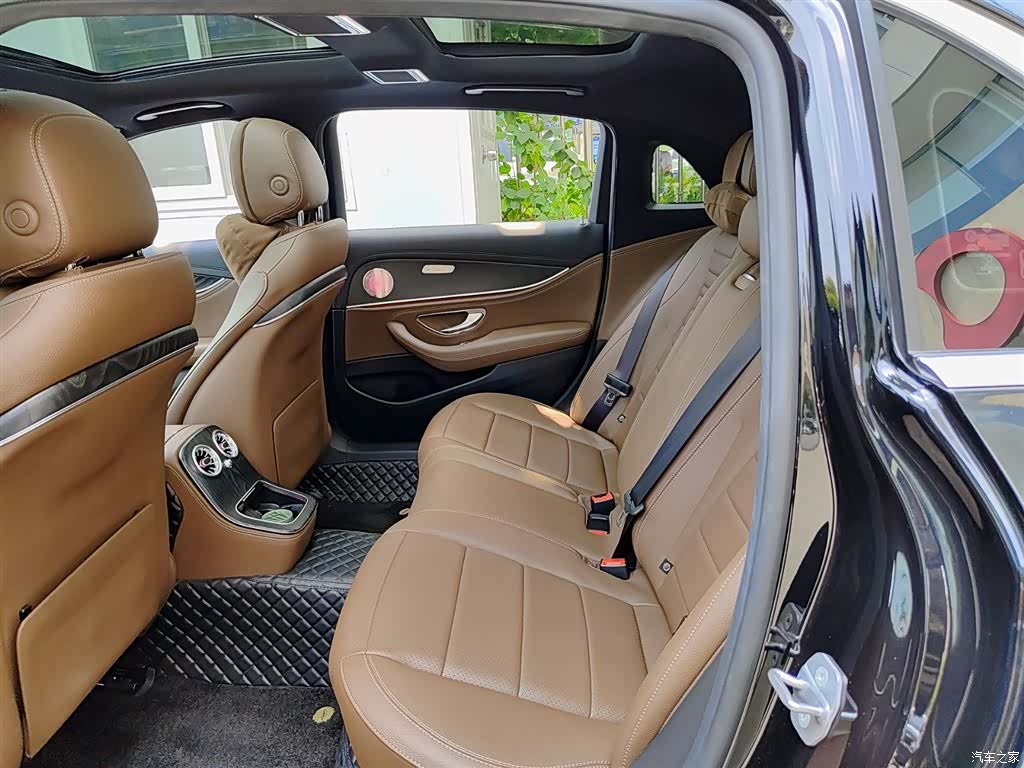 Mercedes-Benz E-Class, 2022 8