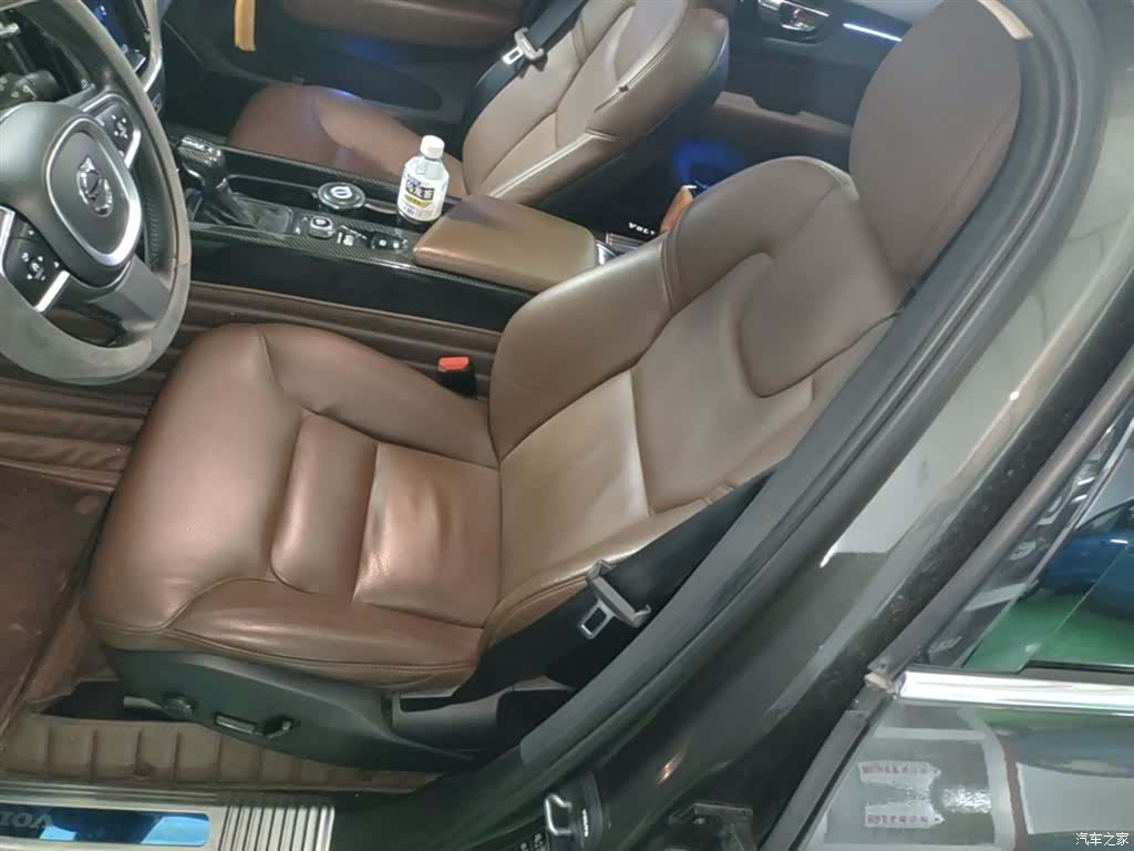 Volvo XC60, 2019 15