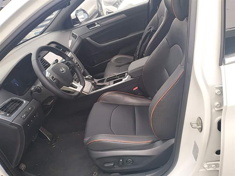 Hyundai Sonata 2016, фото 15