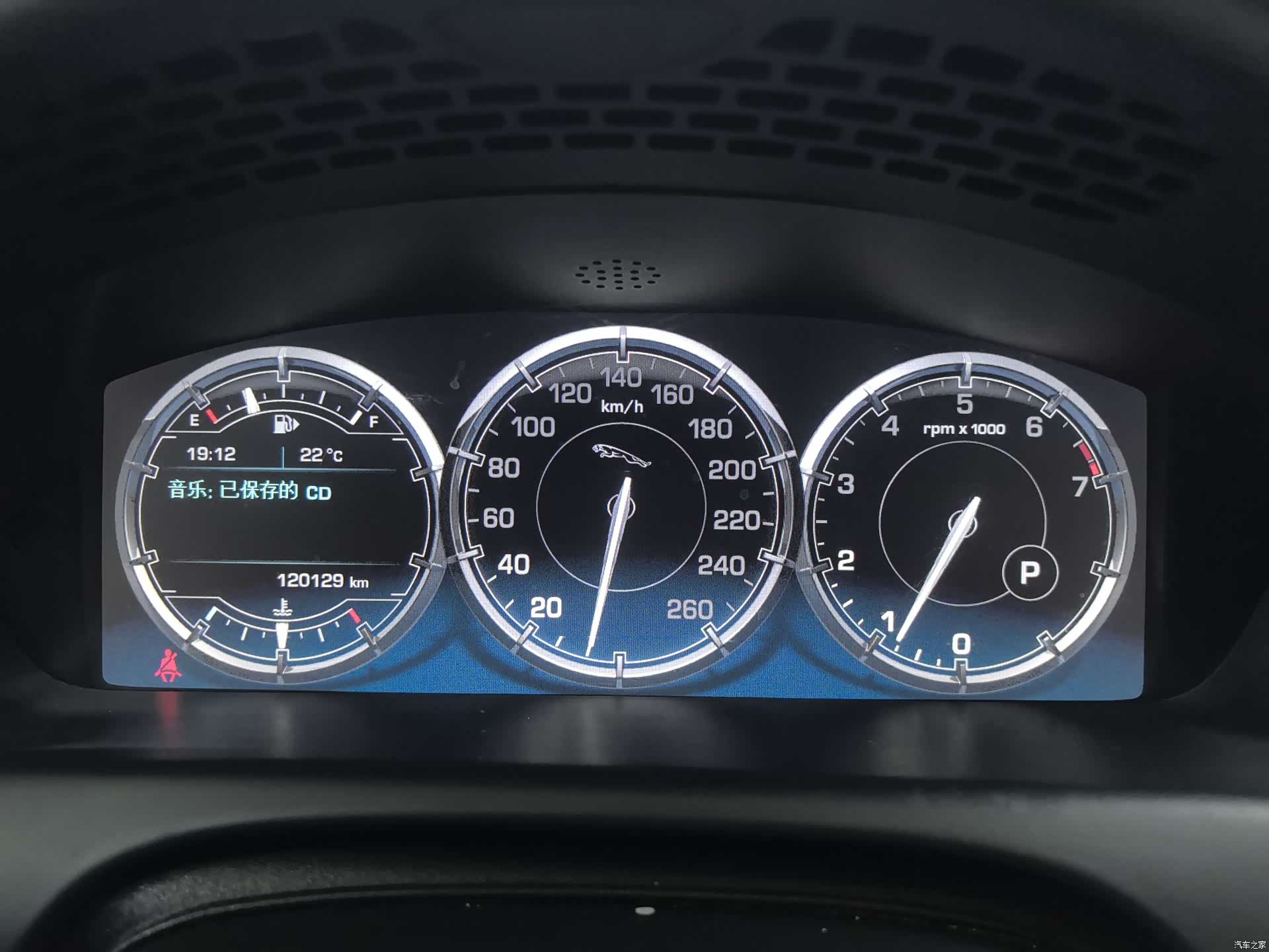 Jaguar XJ, 2012 10