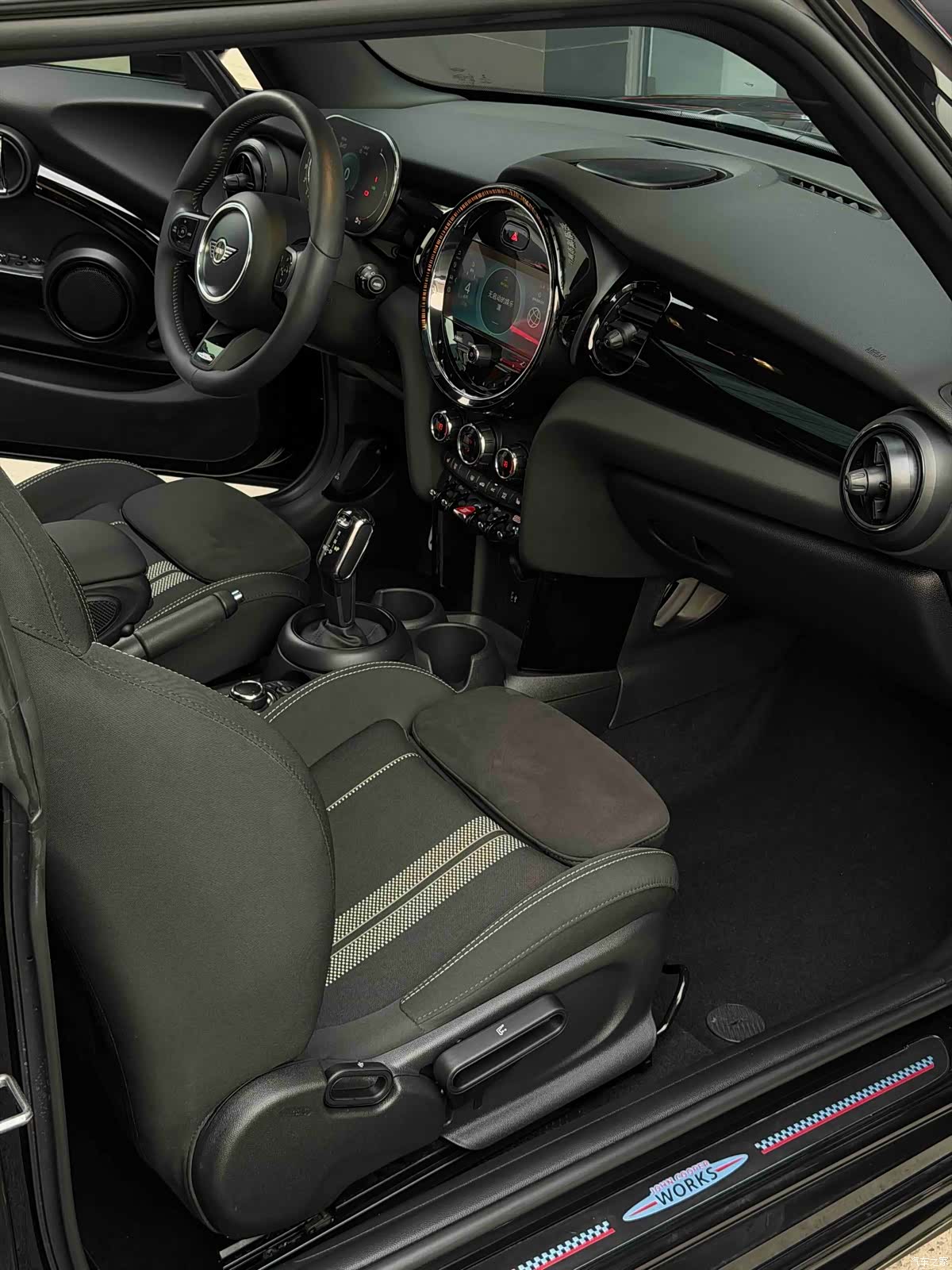 Mini Cooper, 2022 10