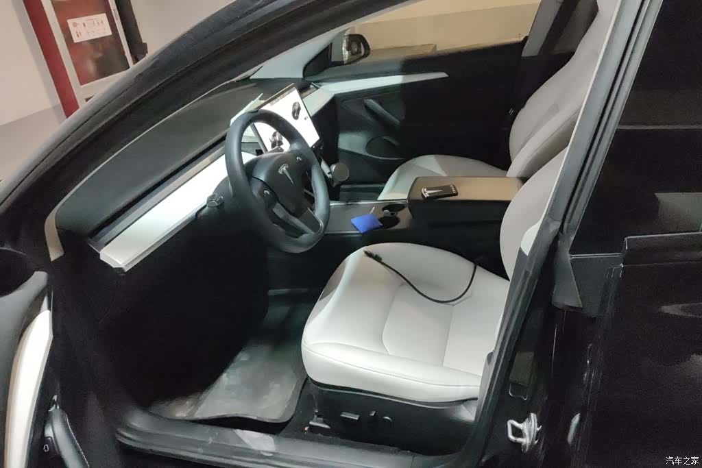 Tesla Model 3, 2021 9