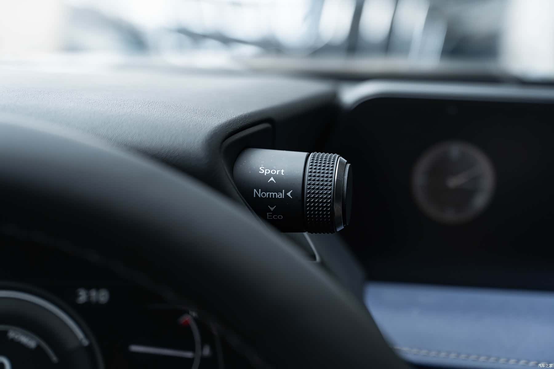 Lexus UX, 2021 20