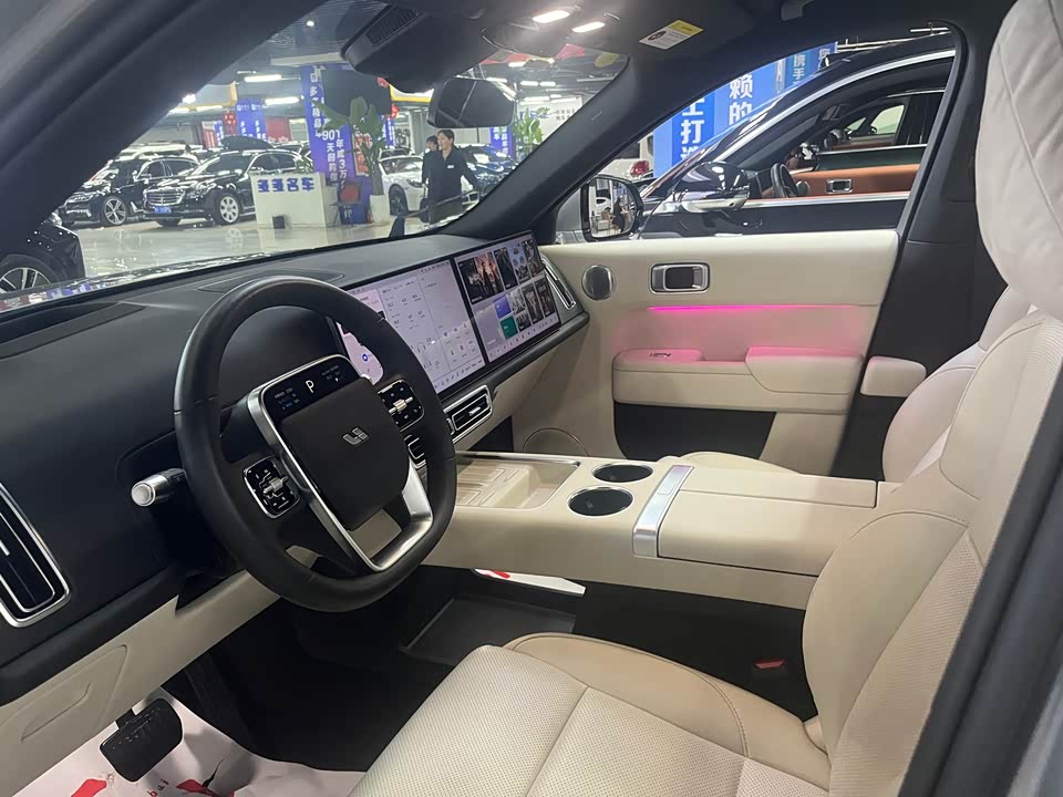 Li Auto Ideal L8