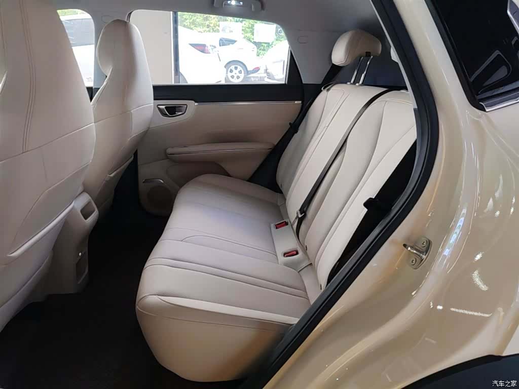 Wuling S, 2025 17