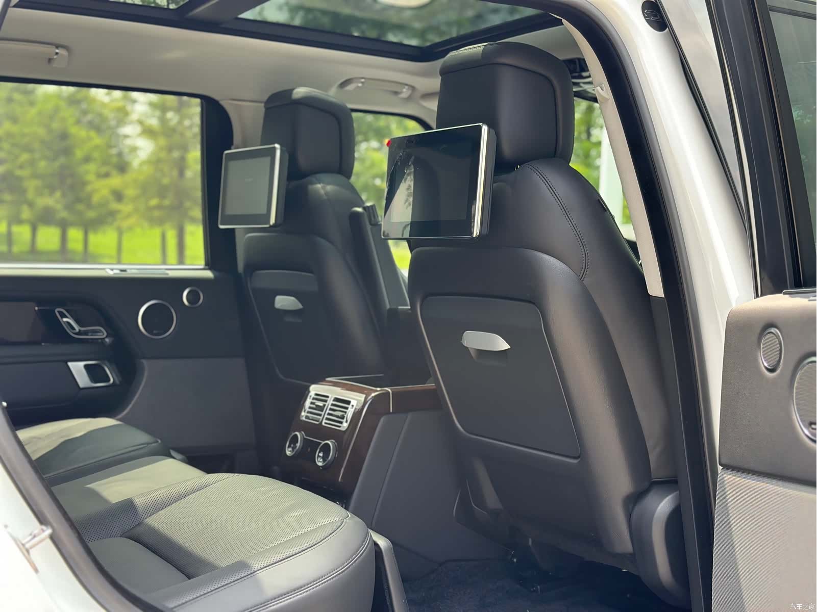 Land Rover Range Rover, 2020 15
