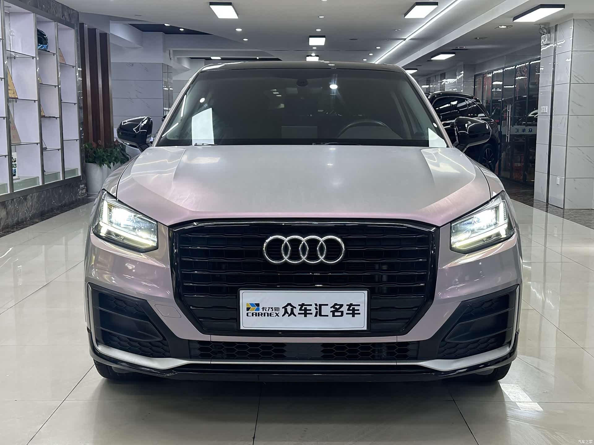 Audi Q2L, 2019 2