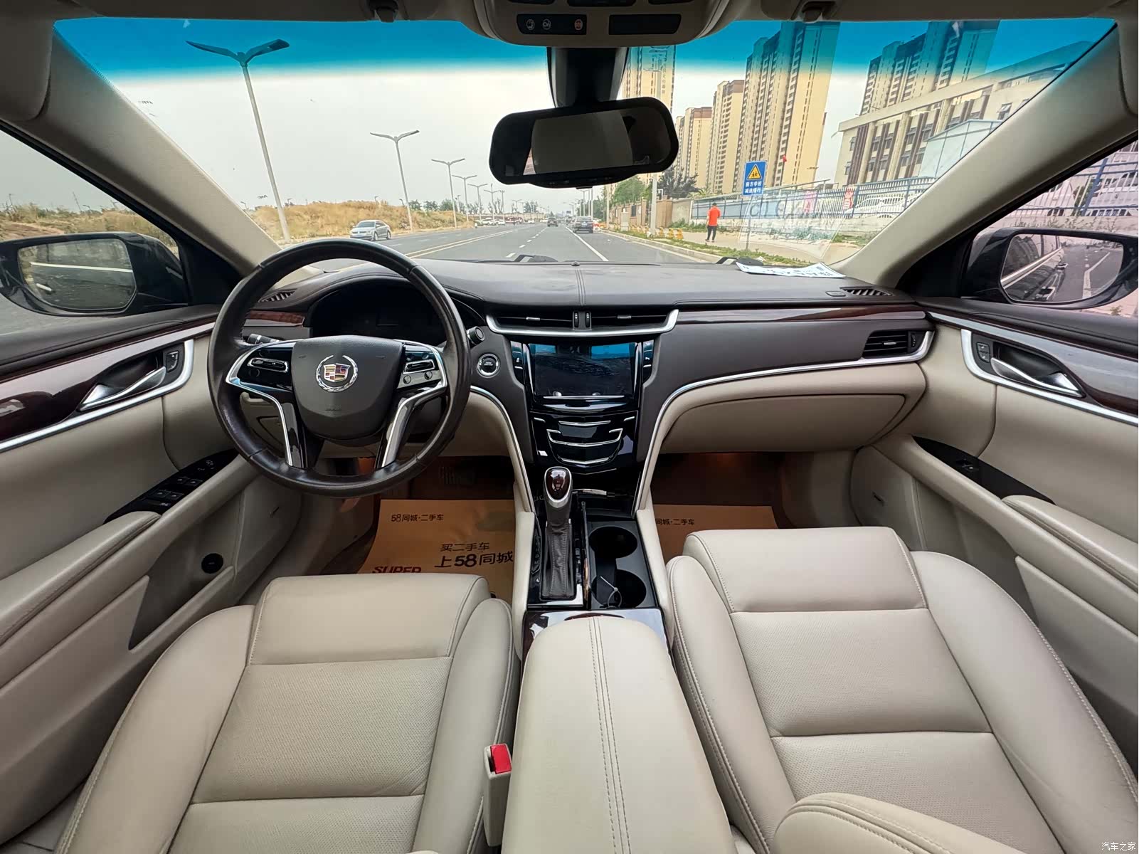 Cadillac XTS, 2015 10