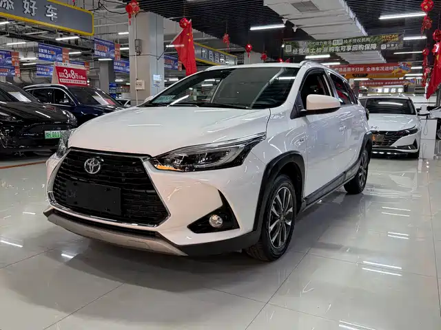 Toyota YARiS L 2022 — купить из Китая под заказ