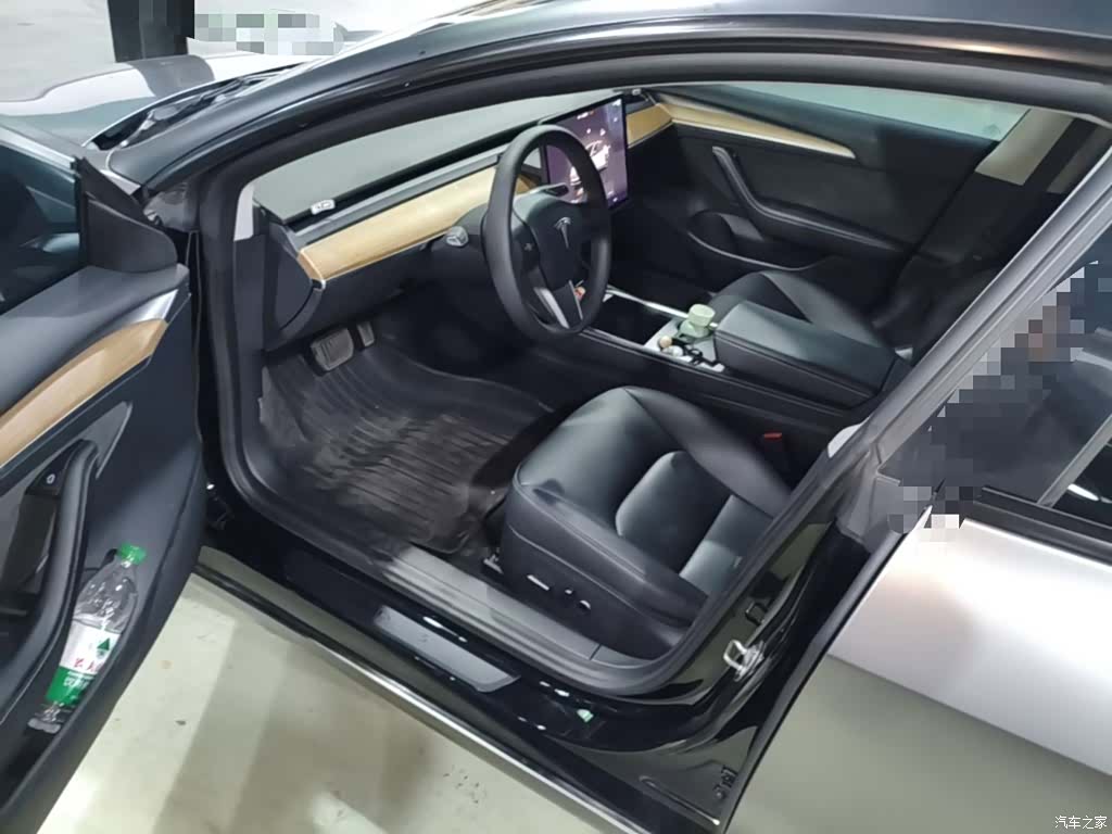 Tesla Model 3, 2023 12