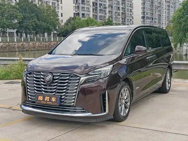 Buick GL8 2022 — купить из Китая под заказ