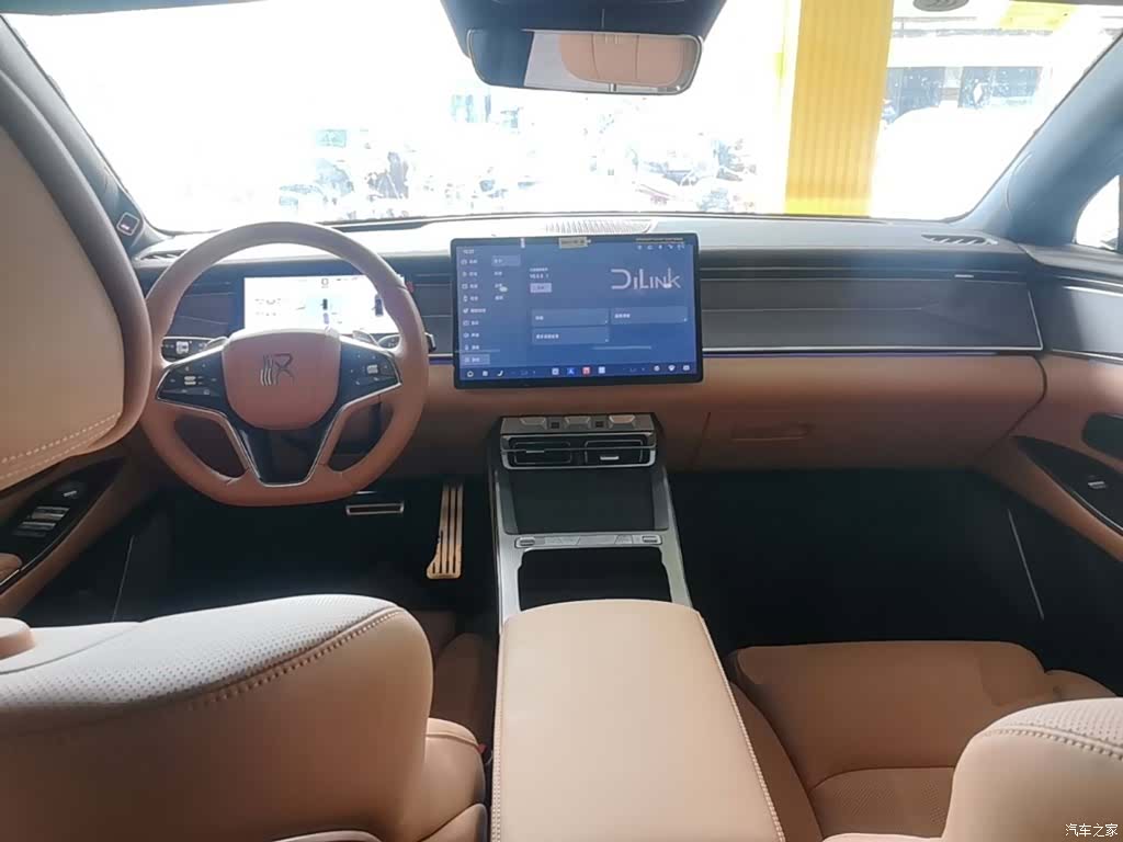 BYD Han, 2025 10