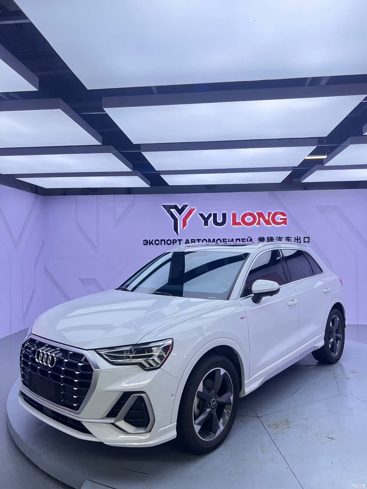 Audi Q3, 2022 2