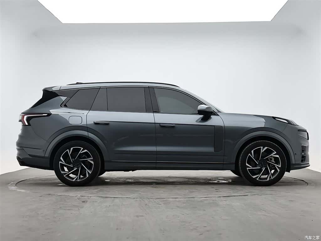 Lynk & Co 02, 2023 все фото