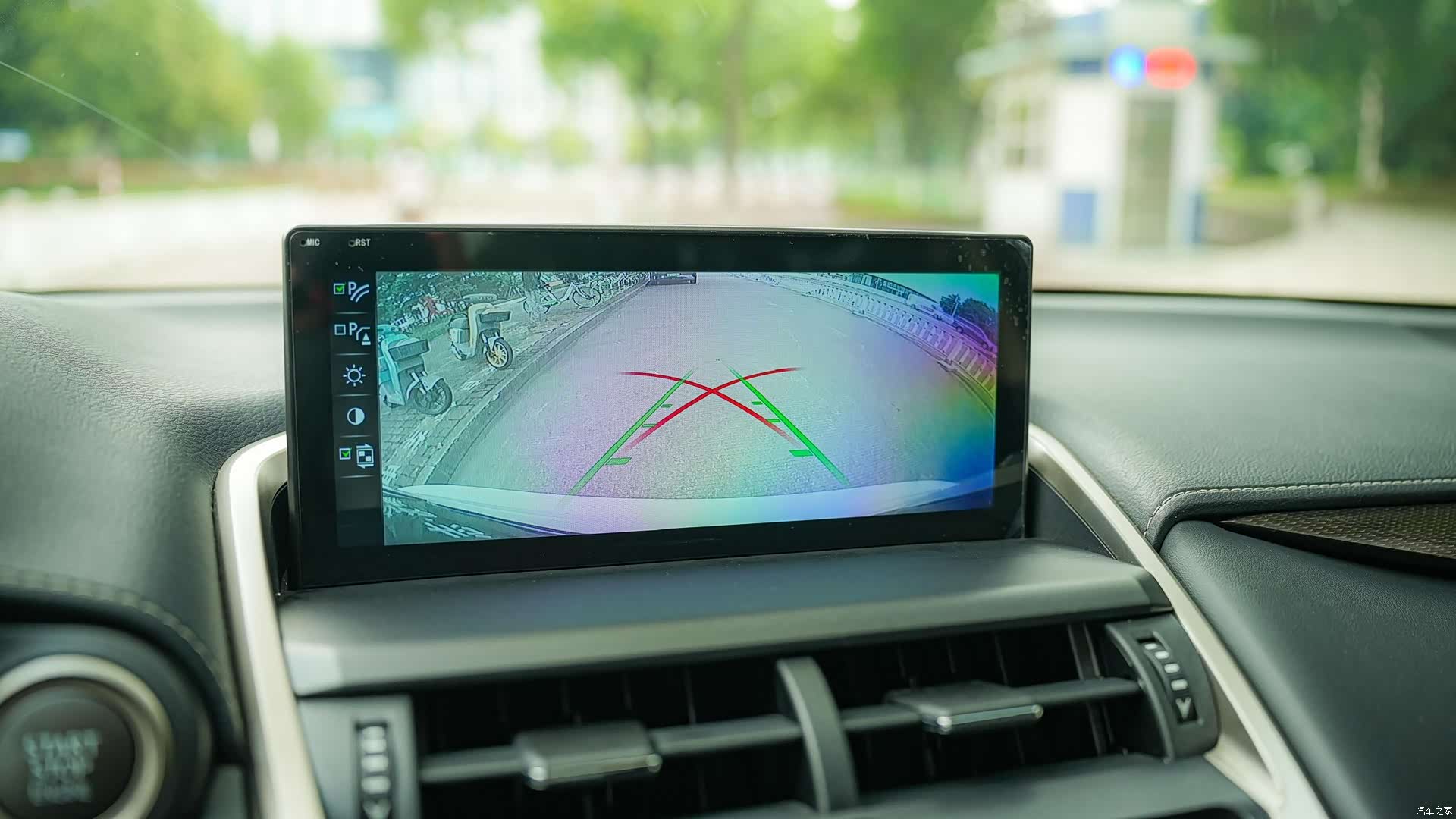 Lexus NX, 2018 20
