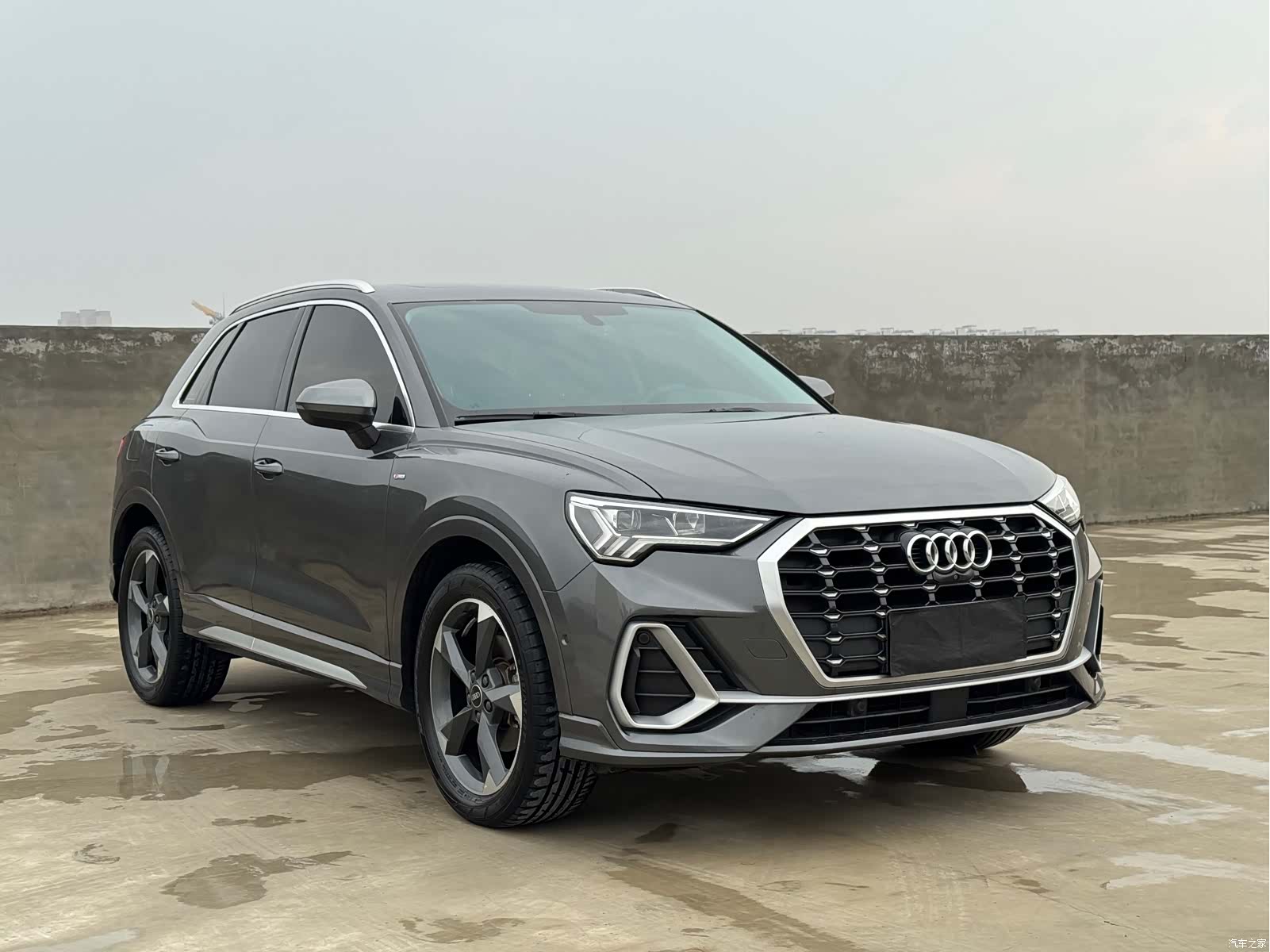 Audi Q3, 2022 4