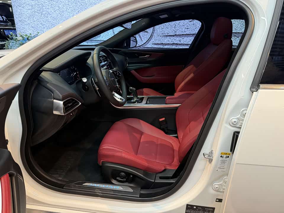 Jaguar XEL