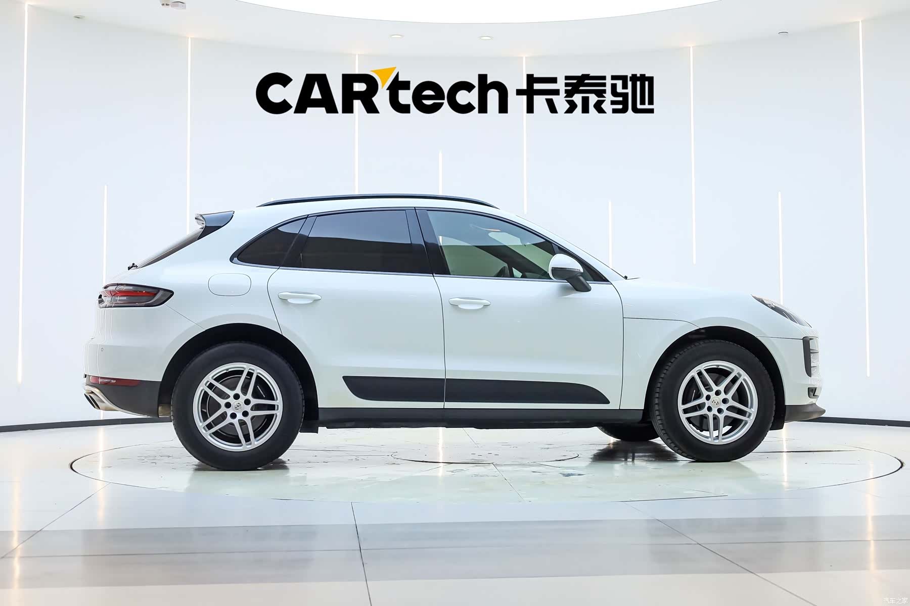 Porsche Macan, 2020 3