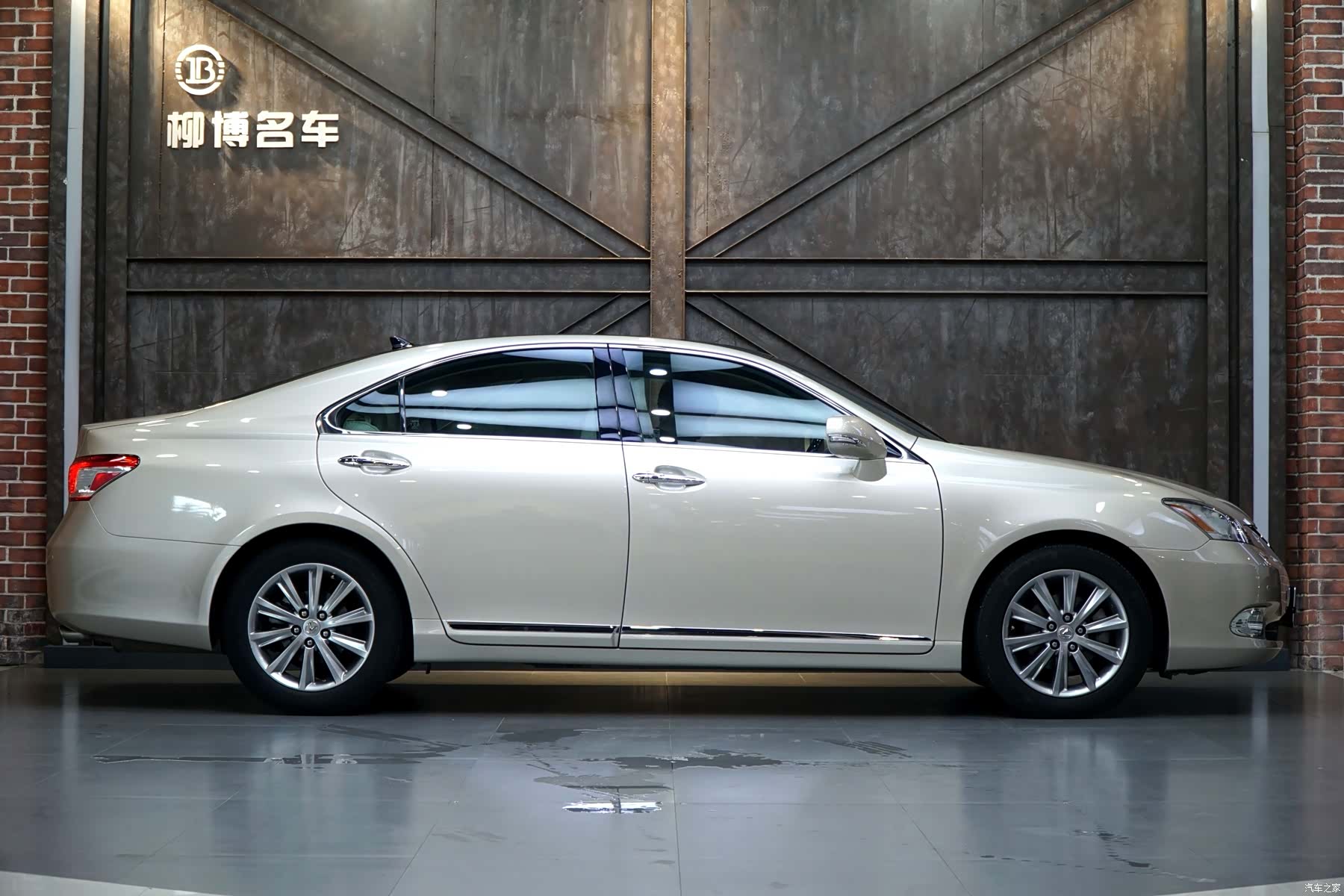 Lexus ES, 2012 15