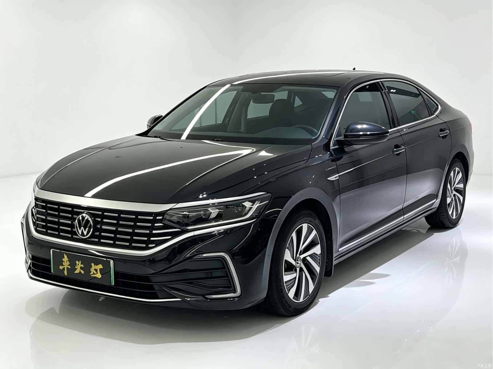Volkswagen Passat, 2023 1
