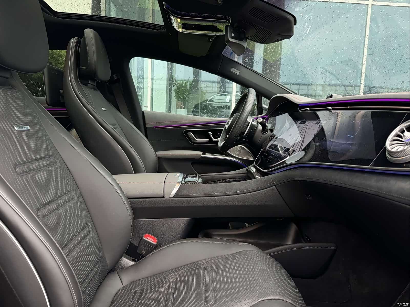 Mercedes-Benz EQS, 2025 11