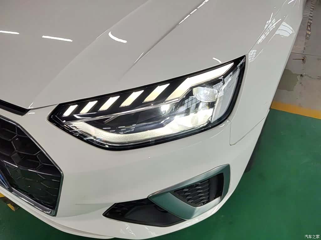 Audi A4L, 2021 24