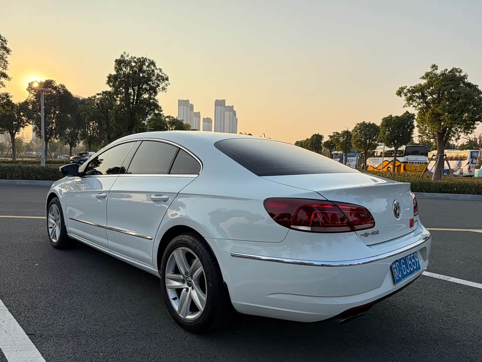 Volkswagen CC