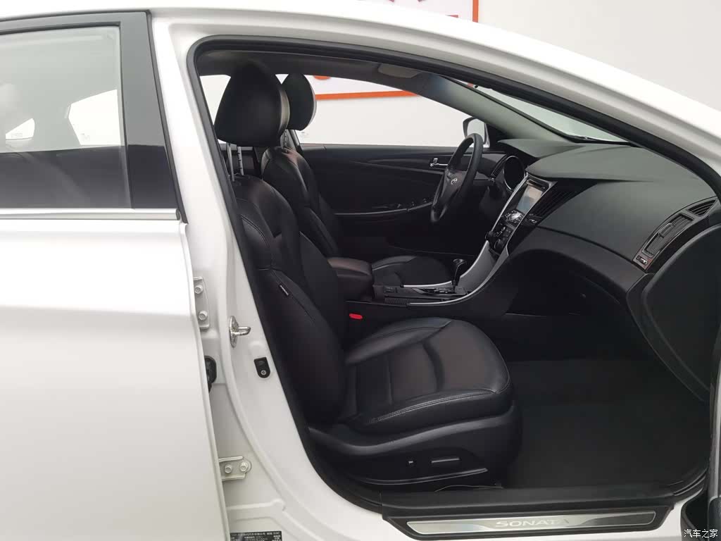 Hyundai Sonata, 2014 23