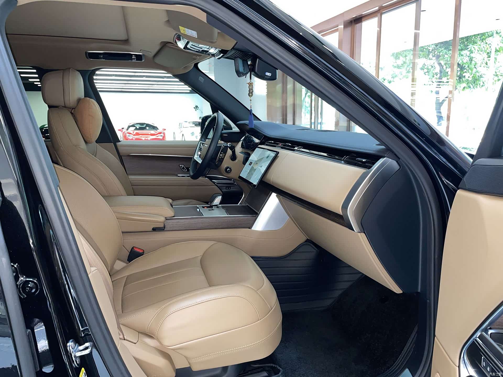 Land Rover Range Rover, 2025 11