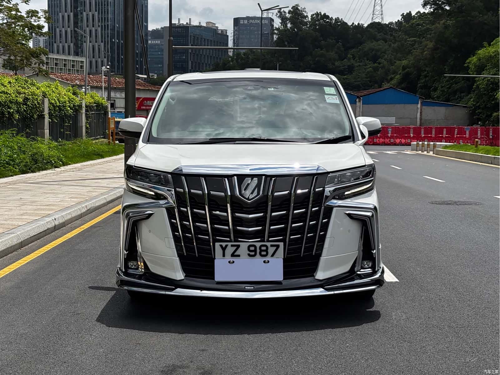 Toyota Alphard, 2019 2