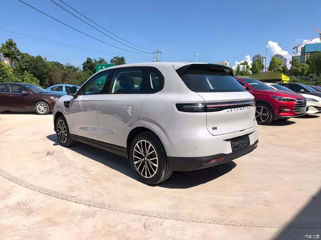 Leapmotor B10, 2025 все фото