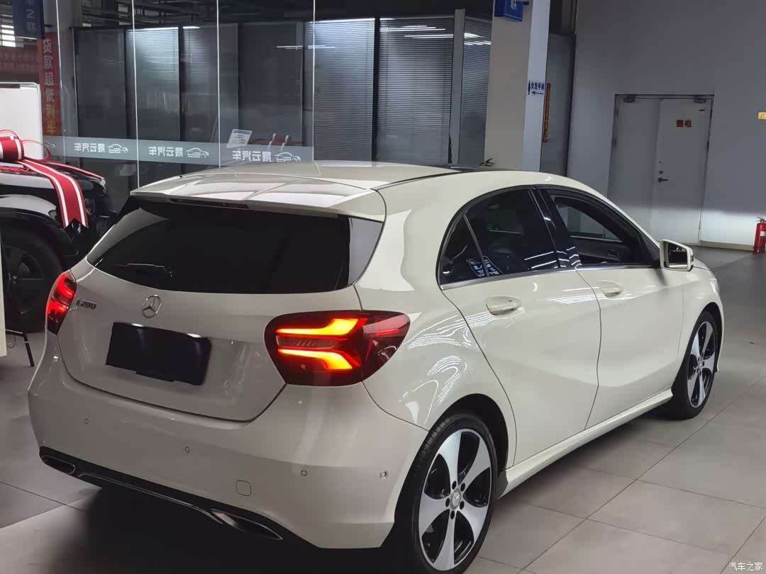 Mercedes-Benz A-Class, 2016 13