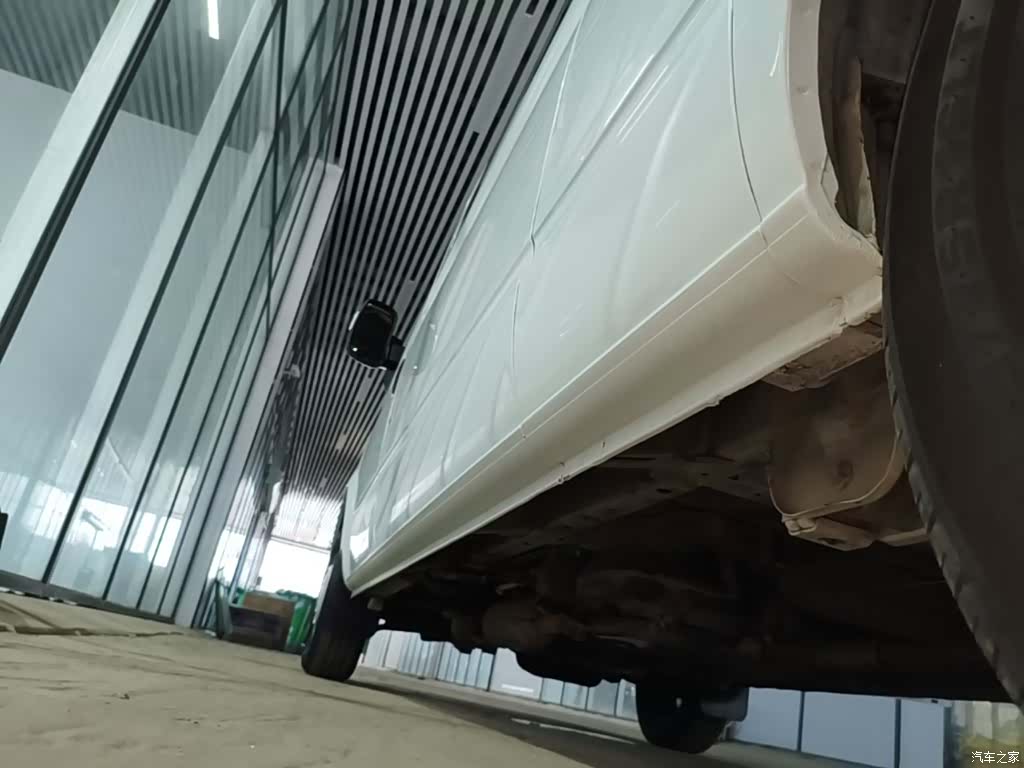 Maxus V80, 2022 22