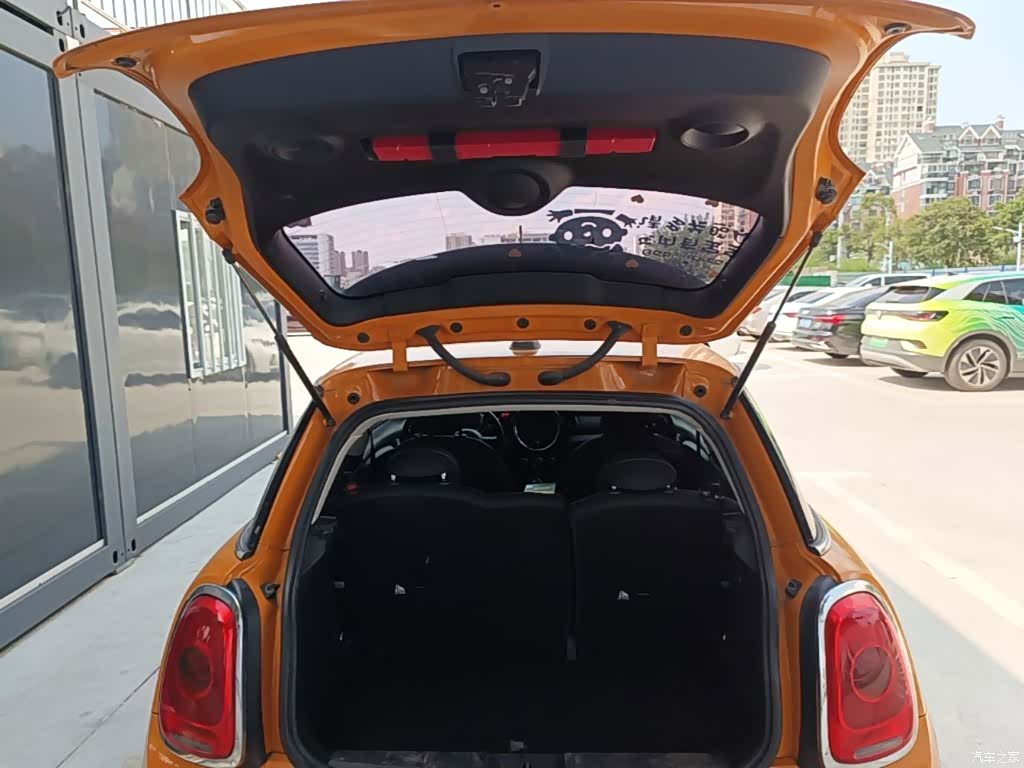 Mini ONE, 2018 19