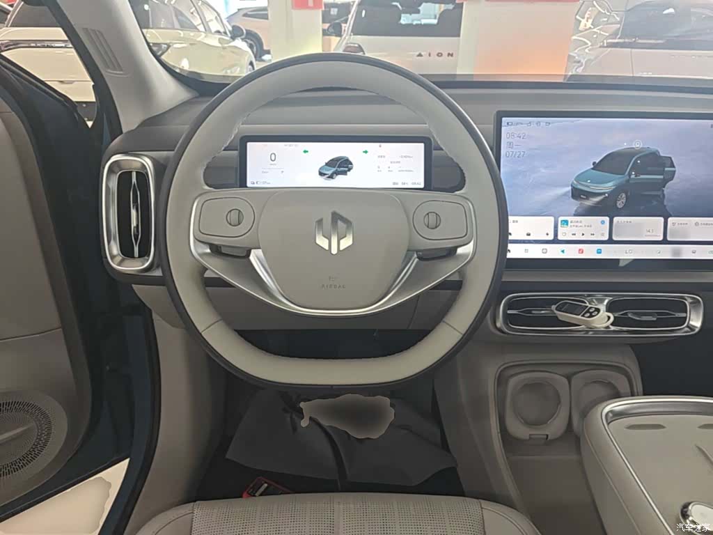 Leapmotor B10, 2025 11