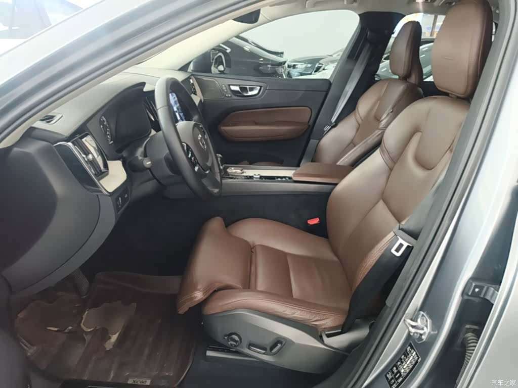 Volvo XC60, 2019 11