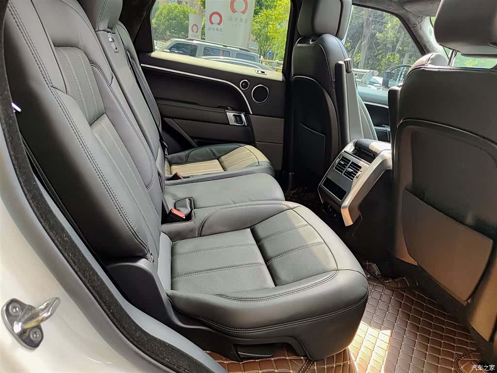 Land Rover Range Rover, 2019 11