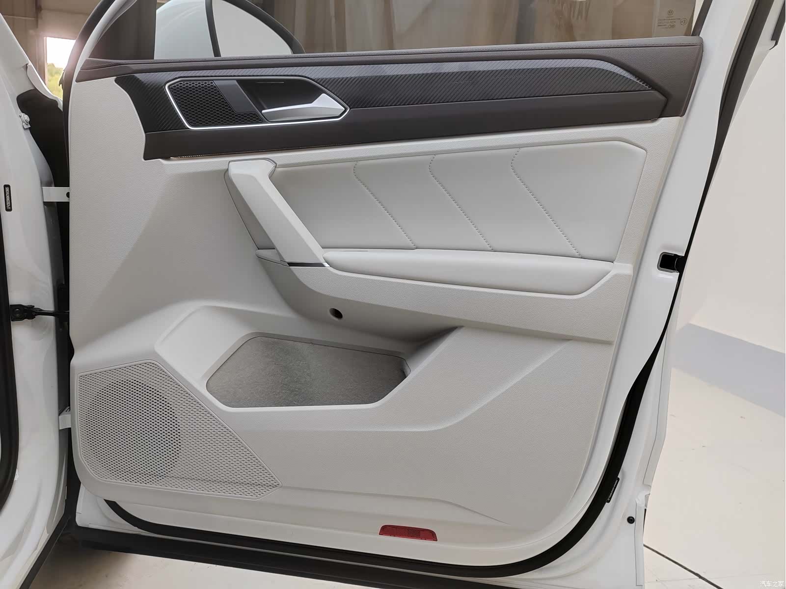Volkswagen Tayron, 2023 24
