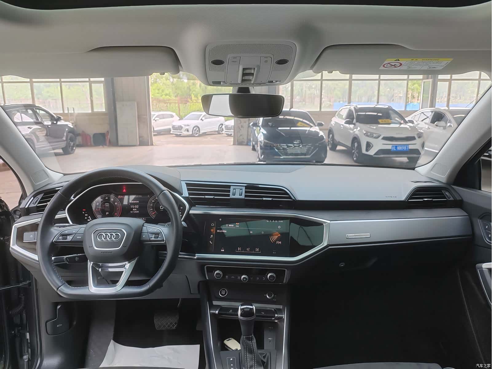 Audi Q3, 2022 8